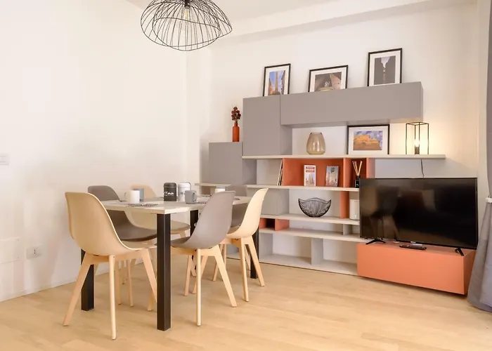 Bologna City Apartment Tubertini شقة *